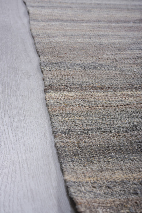 Vintage Kilim Area Rug (9' x 11')